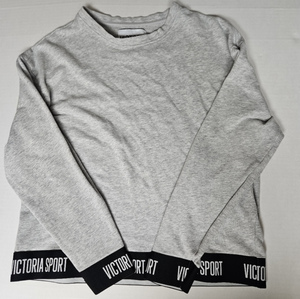 Victoria Sport Small Crewneck‎ Womens Top